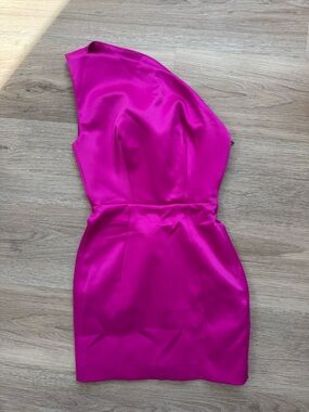 House of CB Asymmetric One-Shoulder Satin Mini Dress in Fuchsia